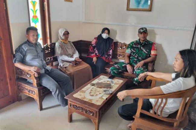 Babinsa Bantu Evakuasi ODGJ