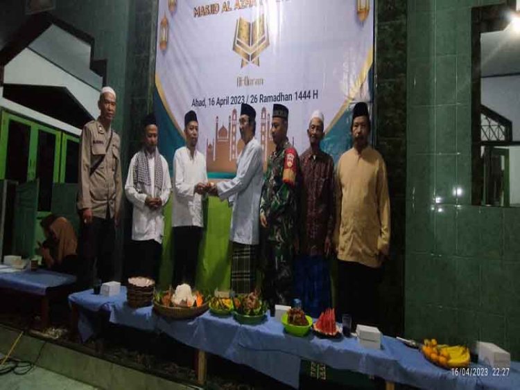 Mewujudkan Generasi Cinta Al-Qur’an Babinsa menghadiri Acara Khatam Al-Qur’an