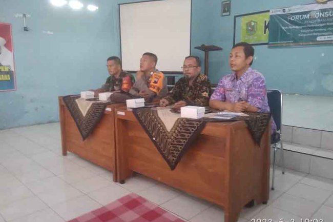 Keterlibatan Babinsa Dalam Pendampingan Kegiatan Forum Kunsultasi Public