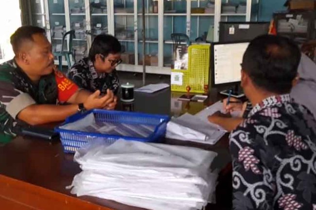  Babinsa Lakukan Puldatater, Perbaharui Data Masyarakat