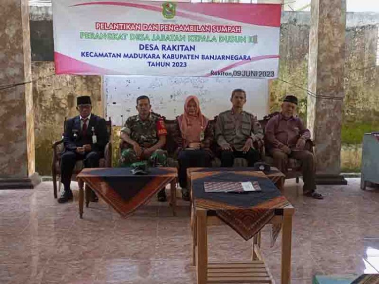 Babainsa Hadiri Pelantikan dan pengambilan sumpah jabatan Kadus