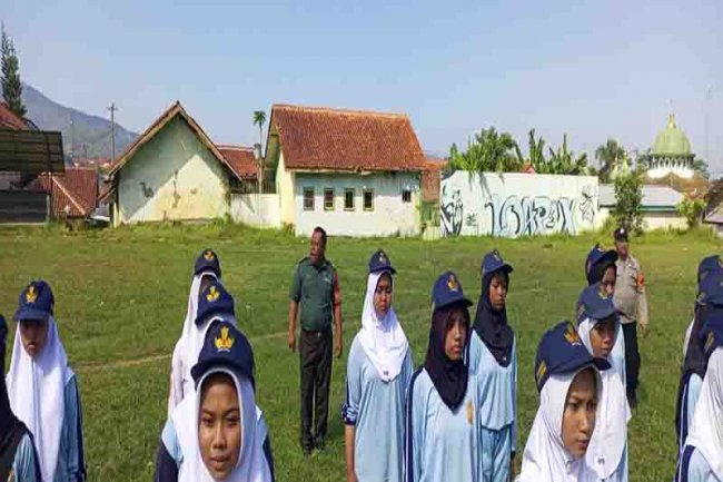 Siapkan Calon Anggota Paskibraka Tingkat Kecamatan, Babinsa Koramil Madukara Ikut Serta Dalam Tim Seleksi