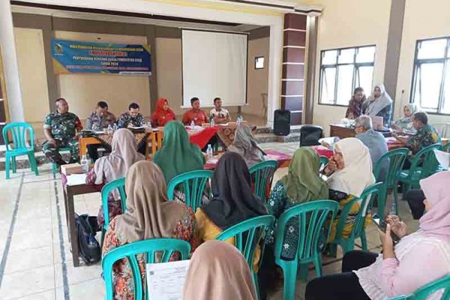 Hadiri Musrenbangdes, Babinsa Koramil 14/Madukara Dukung Program Pemerintah