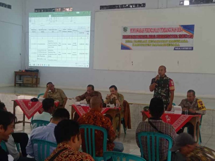 Hadiri Musrenbangdes, Babinsa Koramil 14/Madukara Dukung Program Pemerintah