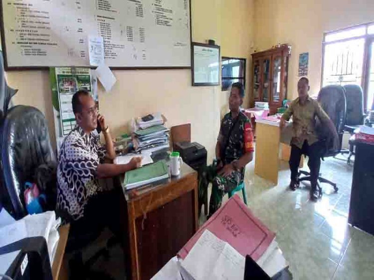 Perbaharui Data Wilayah, Babinsa Melaksanakan Puldata Ter di Kantor Desa