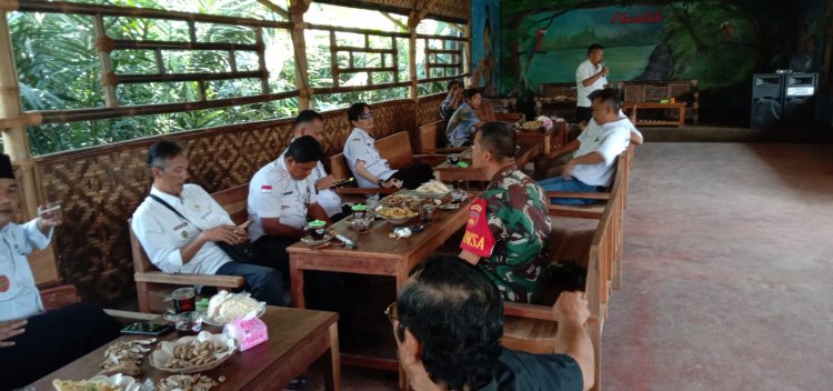 Babinsa Hadiri Pertemuan Rutin IKKDES