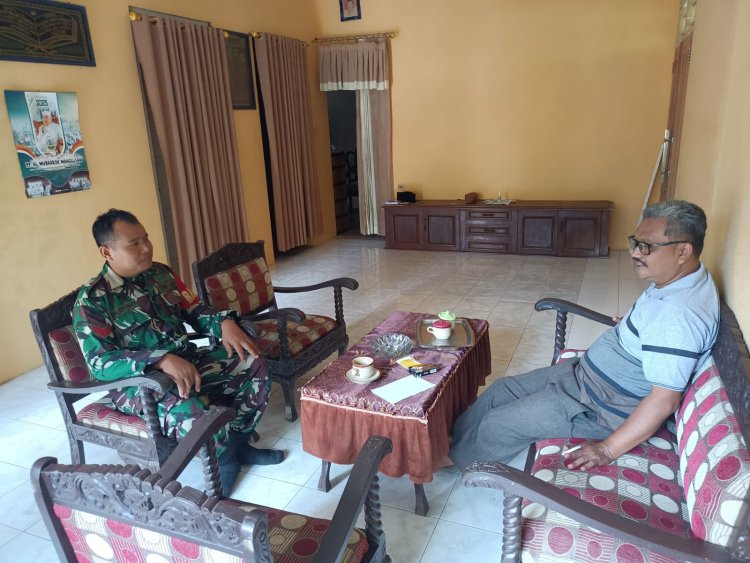 Menjalin Silaturahmi, Babinsa Koramil 14/Madukara Komunikasi sosial