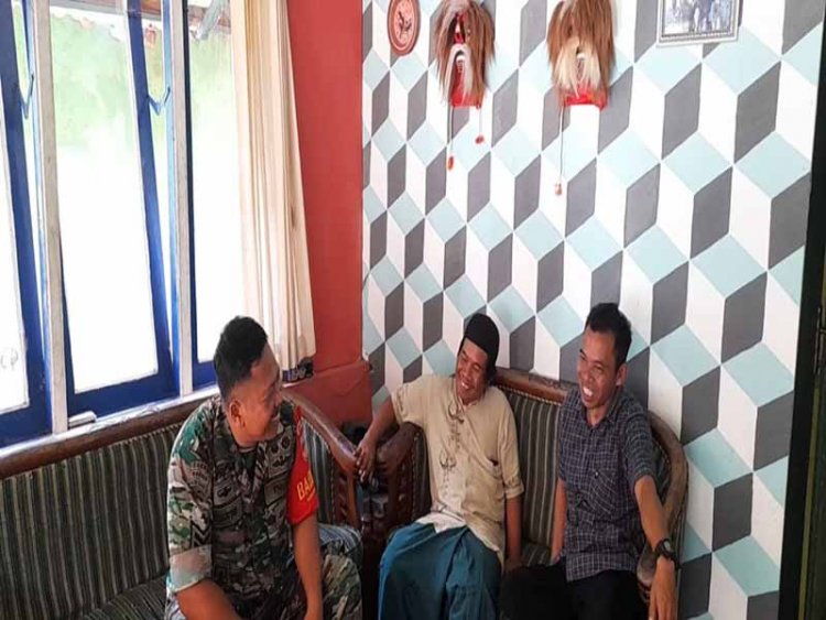 Mewujudkan Keakraban Babinsa Koramil 14Madukara Tingkatkan Komsos dengan Warga Binaan