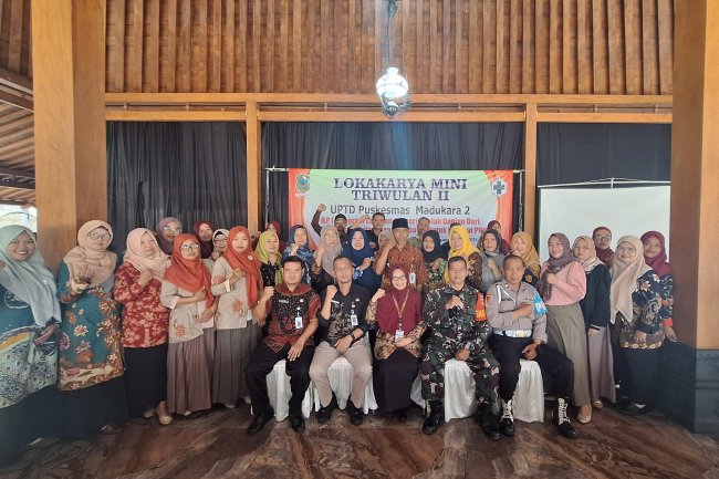 Babinsa Hadiri Pertemuan Lokakarya Mini Lintas Sektor UPTD Puskemas 2 madukara