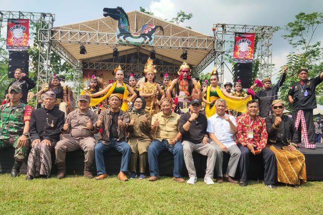 BABINSA KORAMIL 14/MADUKARA HADIRI SOSIALISASI BEA CUKAI PENCEGAHAN PEREDARAN ROKOK ILEGAL