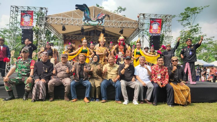 BABINSA KORAMIL 14/MADUKARA HADIRI SOSIALISASI BEA CUKAI PENCEGAHAN PEREDARAN ROKOK ILEGAL