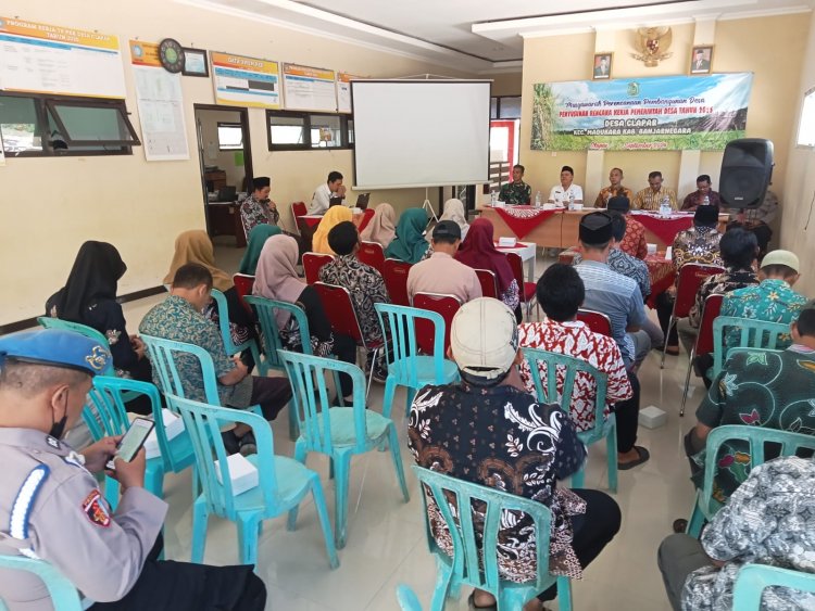 Babinsa Koramil 14/Madukara Hadiri Musdes  RKP Desa Clapar