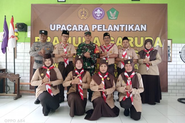 Babinsa Hadiri Pelantikan dan Pengukuhan Pramuka Garuda di kecamatan Madukara.