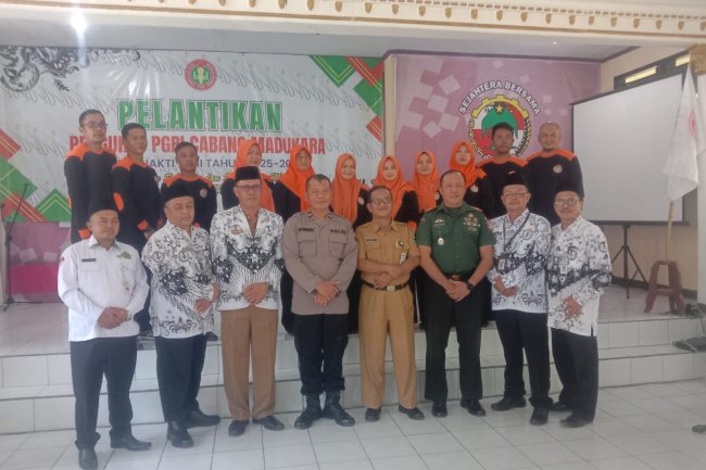 Danramil 14/Madukara hadiri Pelantikan Pengurus PGRI.