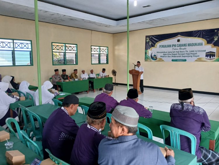 Babinsa Serma Edi sutrisno Hadiri Acara Penyambutan Jamaah Haji Kecamatan Madukara Tahun 2025